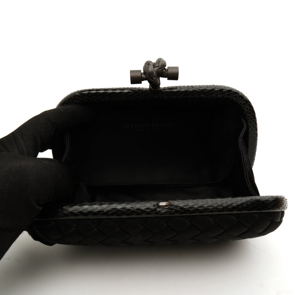 Bottega Veneta Knot Clutch Satin Black