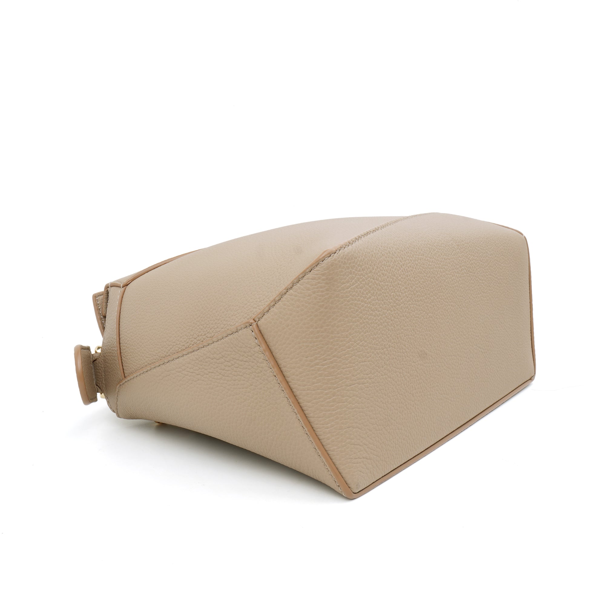 Loewe Puzzle Edge Sand Small