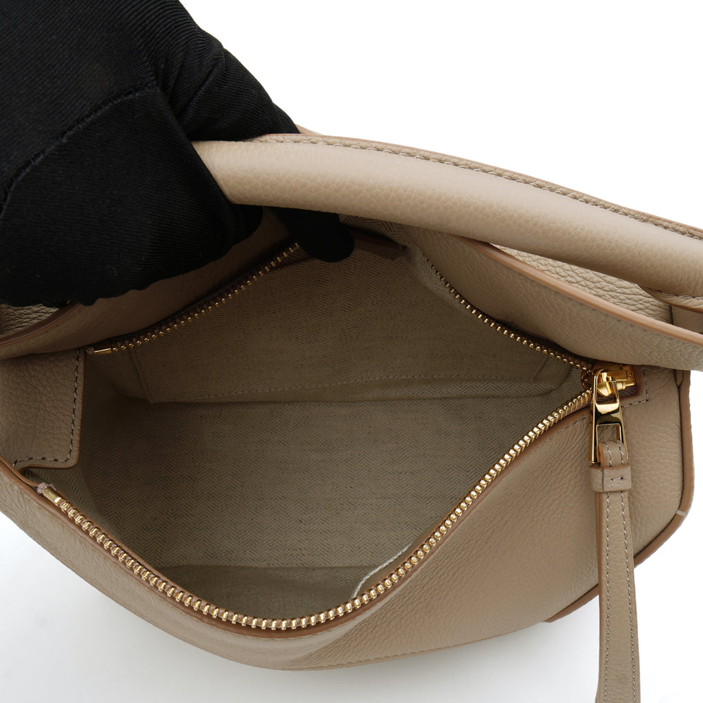 Loewe Puzzle Edge Sand Small