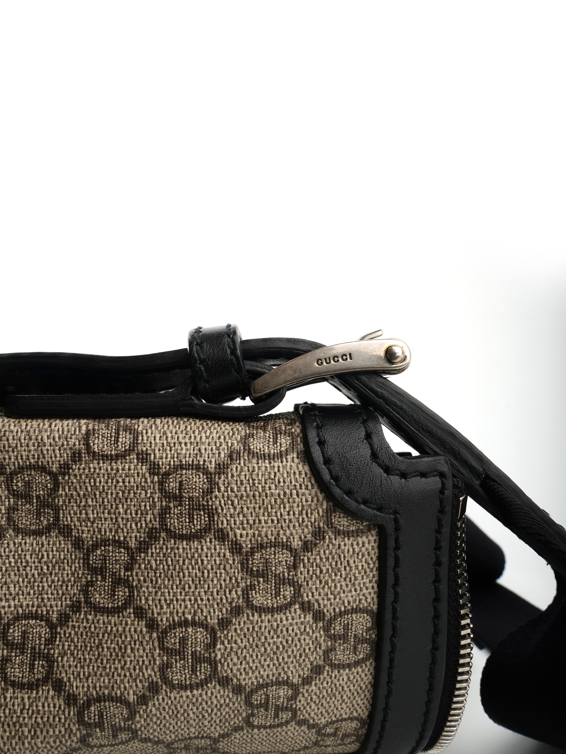 Gucci Supreme Monogram Web Messenger Bag