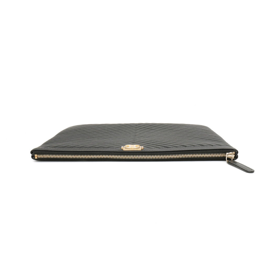 Chanel Chevron Boy O Case Medium Black
