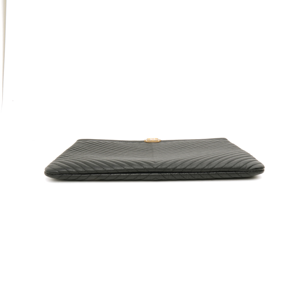 Chanel Chevron Boy O Case Medium Black