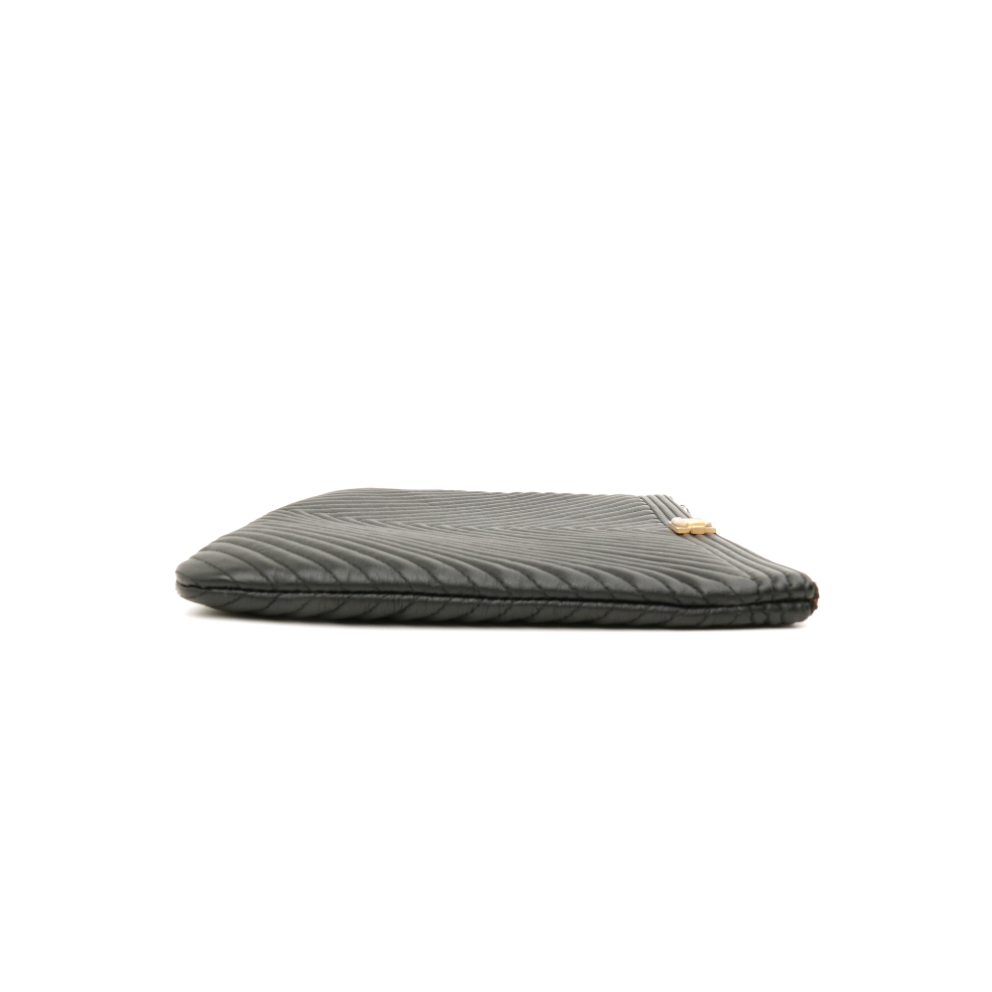 Chanel Chevron Boy O Case Medium Black