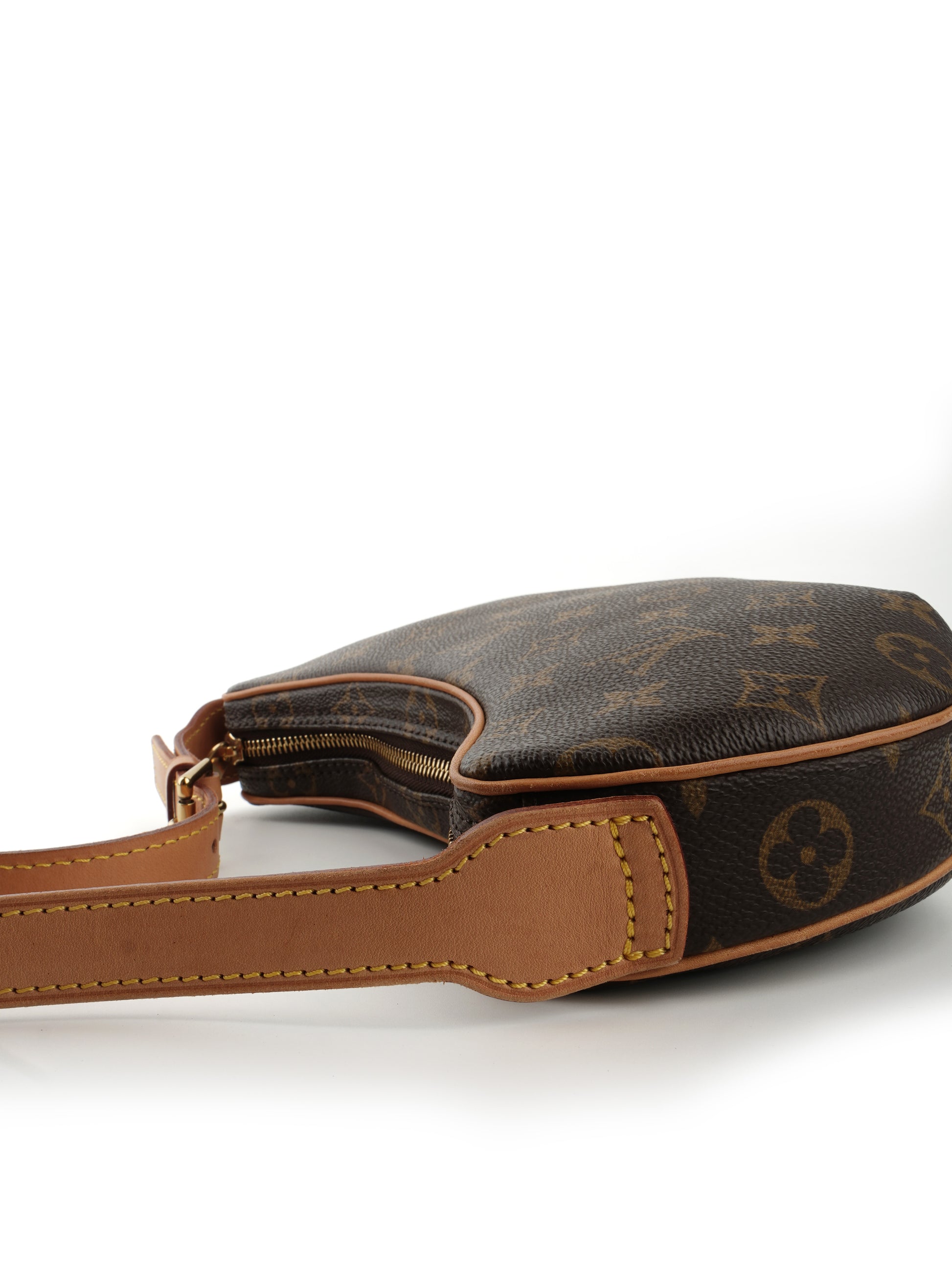 Louis Vuitton Croissant PM