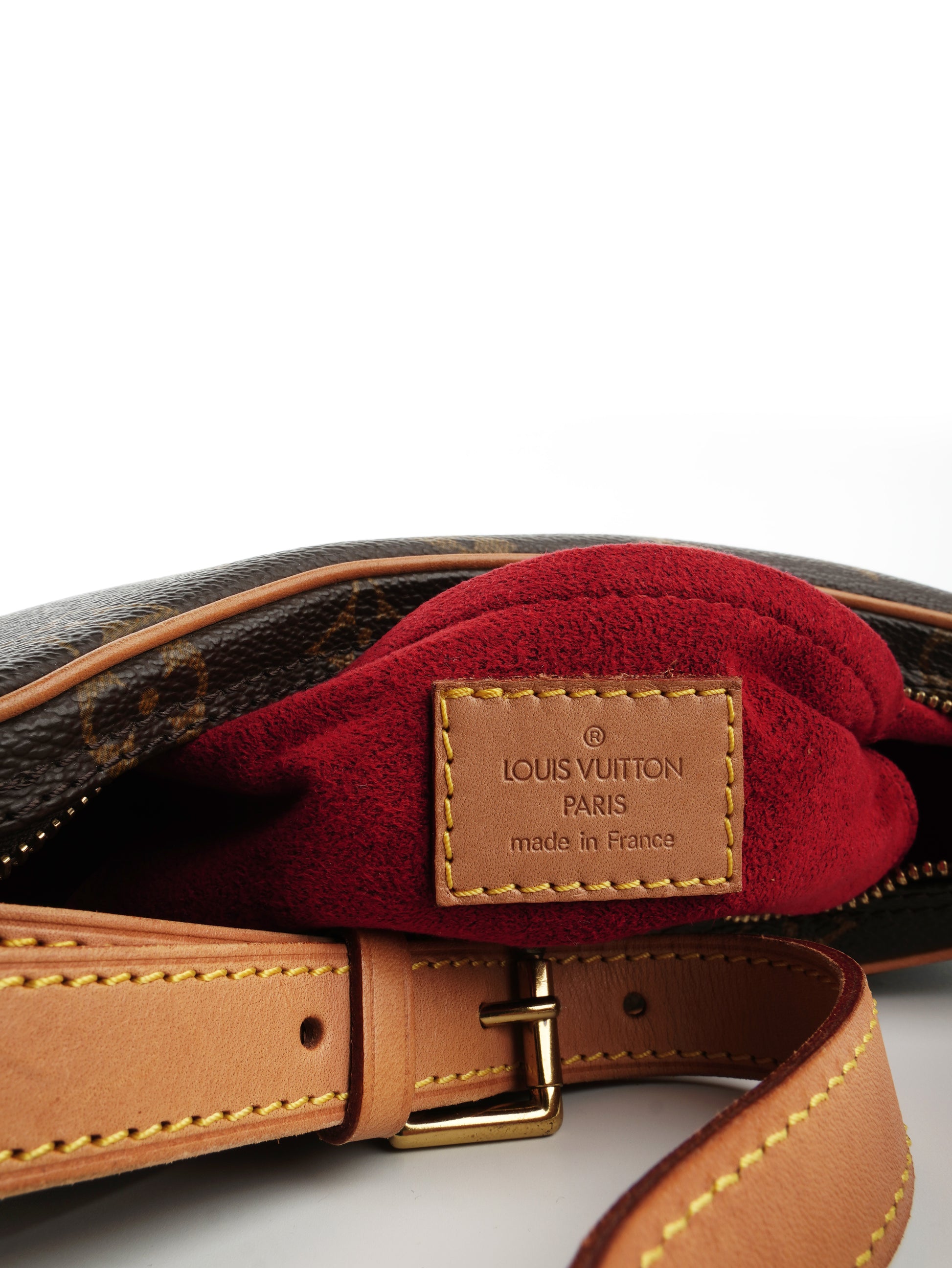 Louis Vuitton Croissant PM