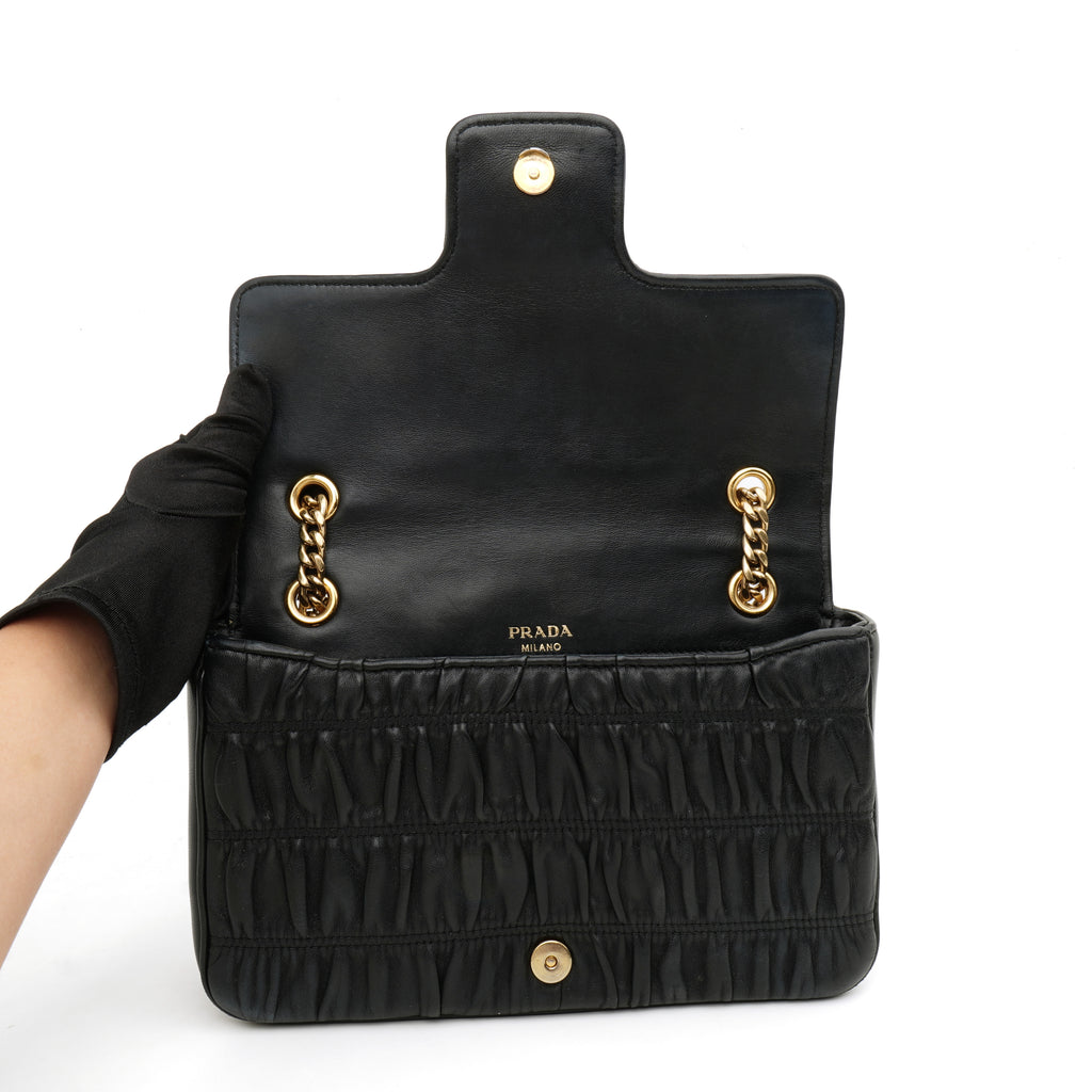 Prada Flap Nappa Gaufre Medium Chain Black