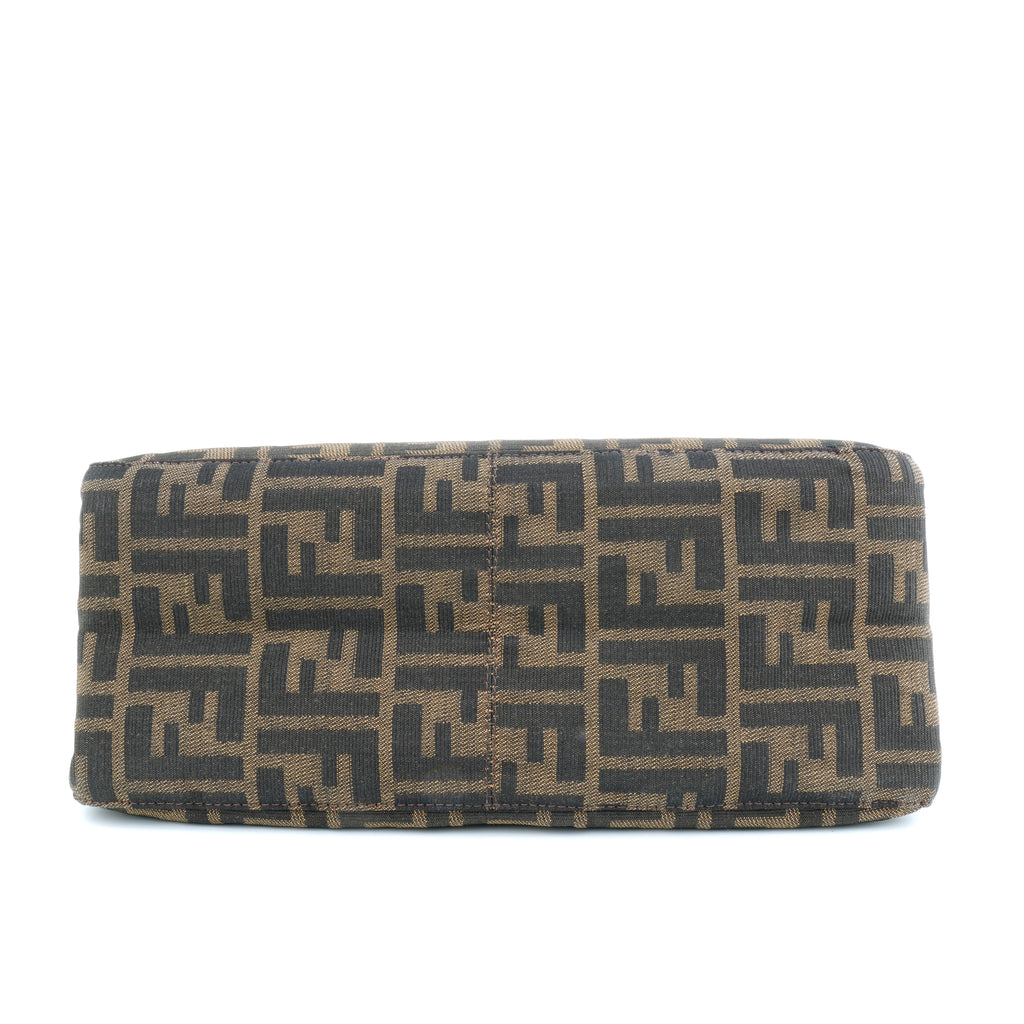 Fendi Mamma Baguette Zucca