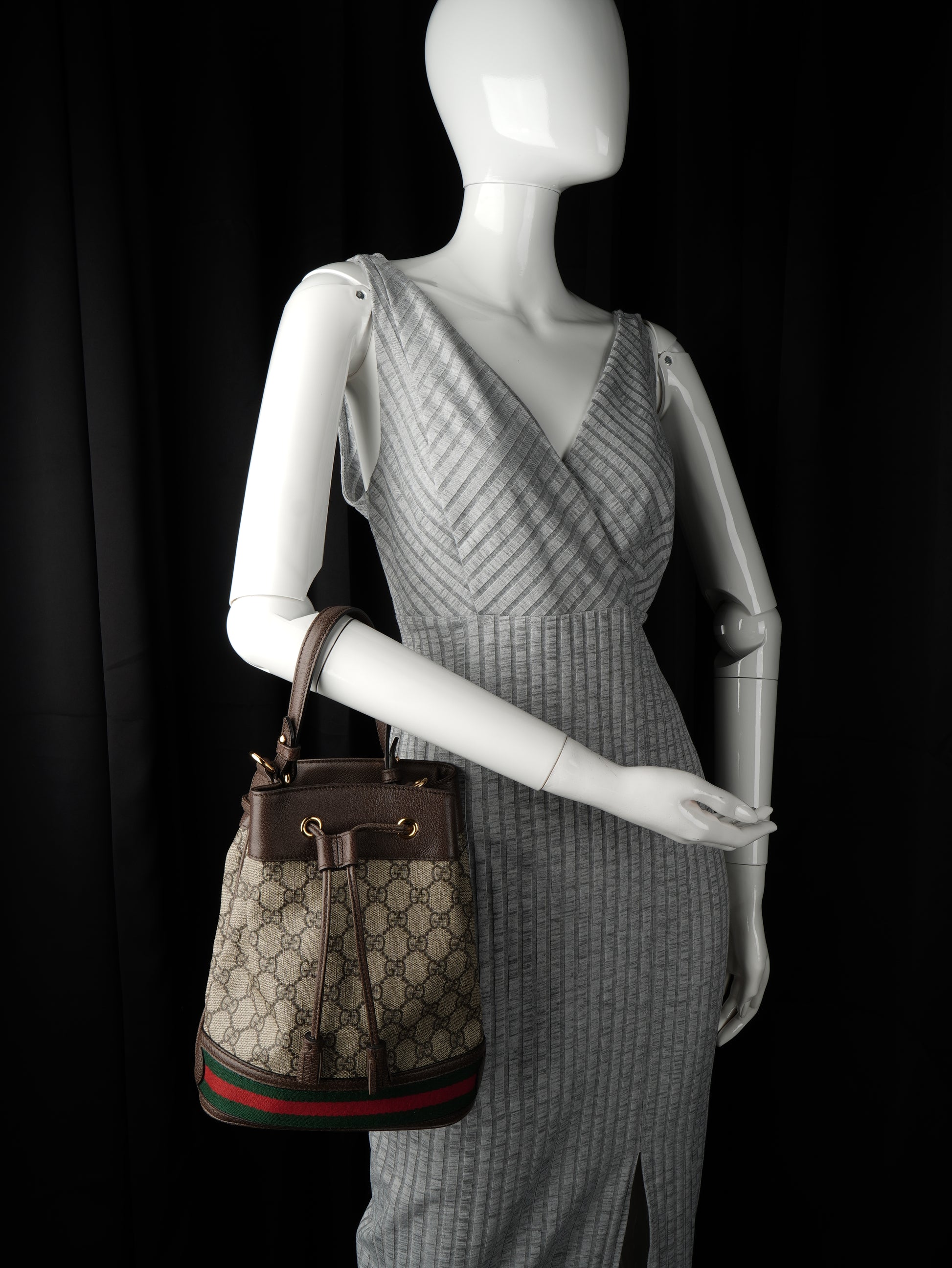 Gucci Ophidia Bucket Bag Small