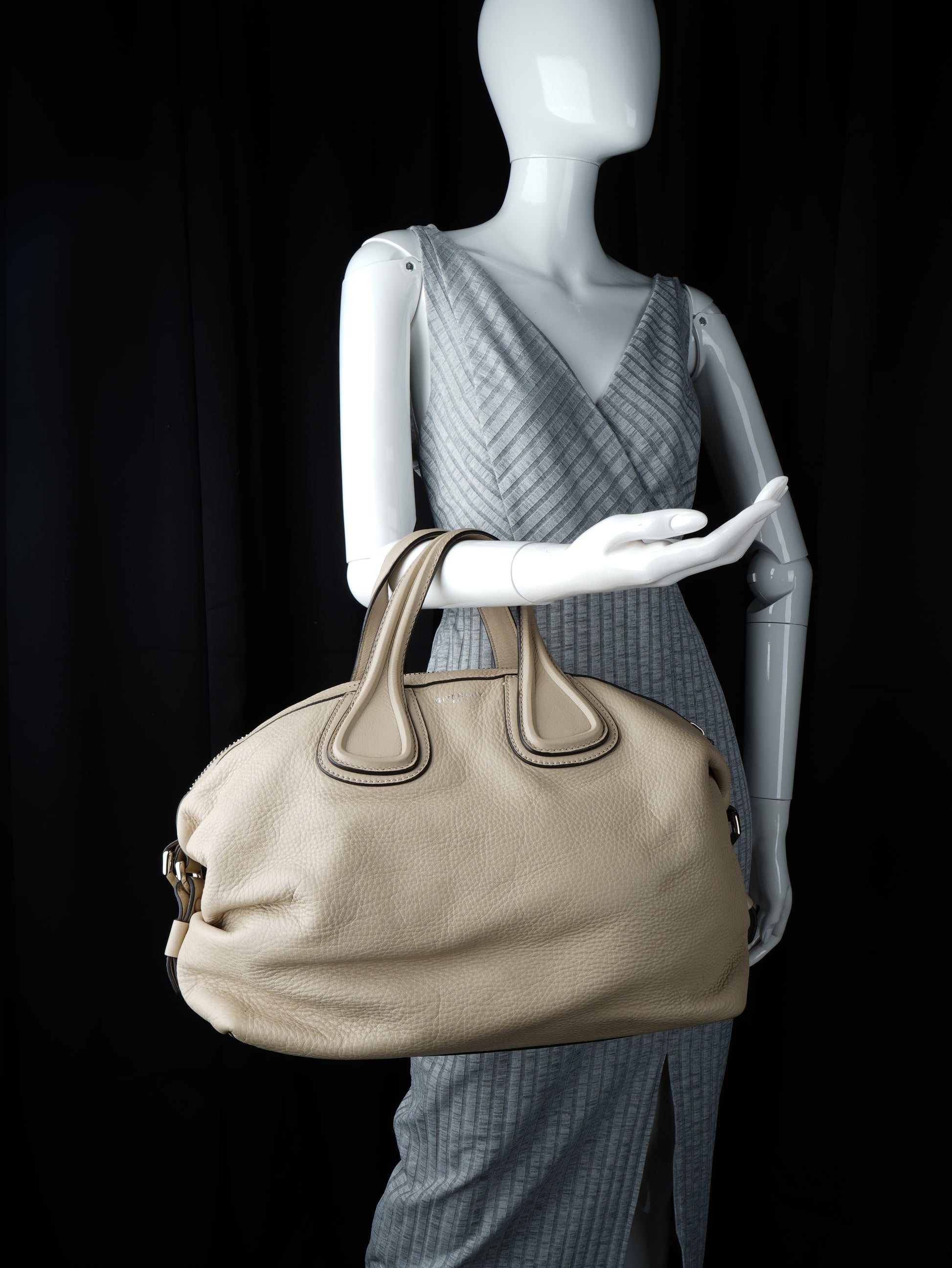 Givenchy Nightingale Medium