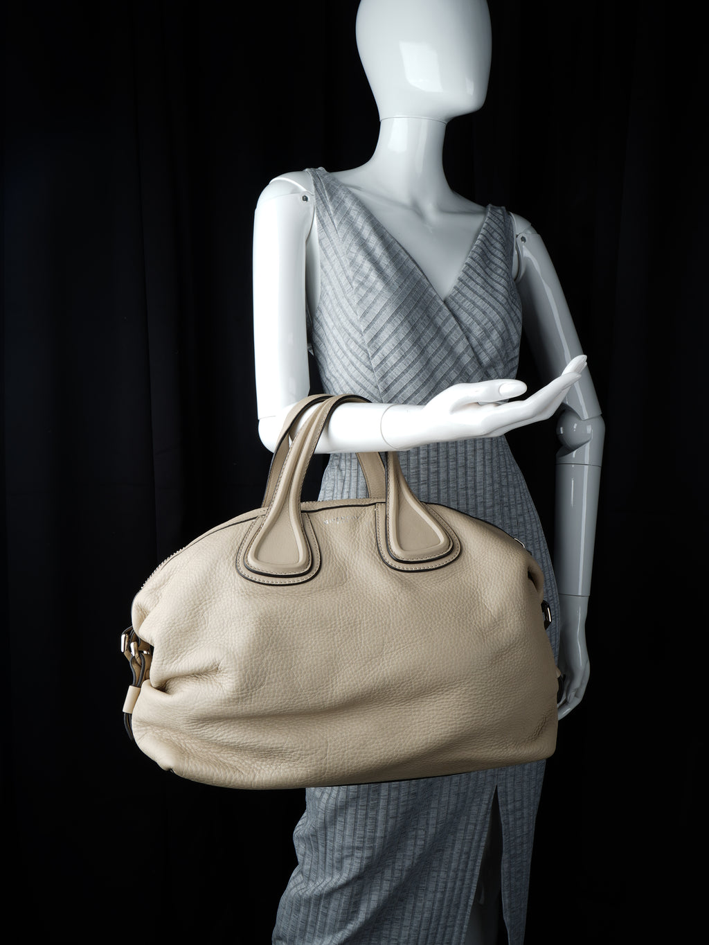 Givenchy Nightingale Medium