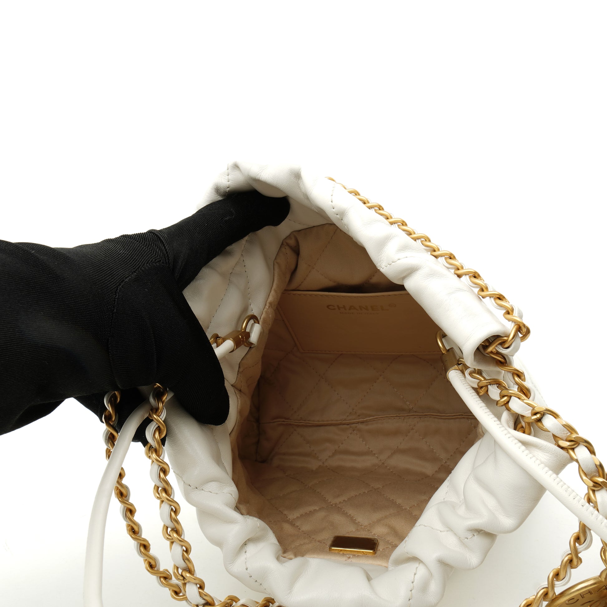 Chanel 22 Mini White