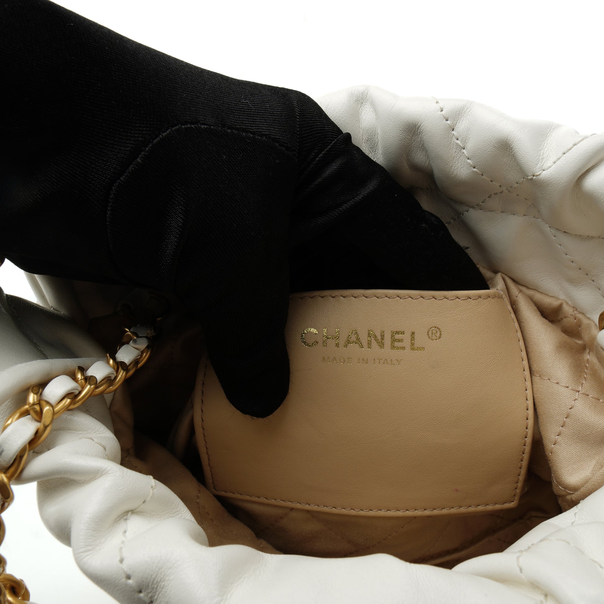Chanel 22 Mini White