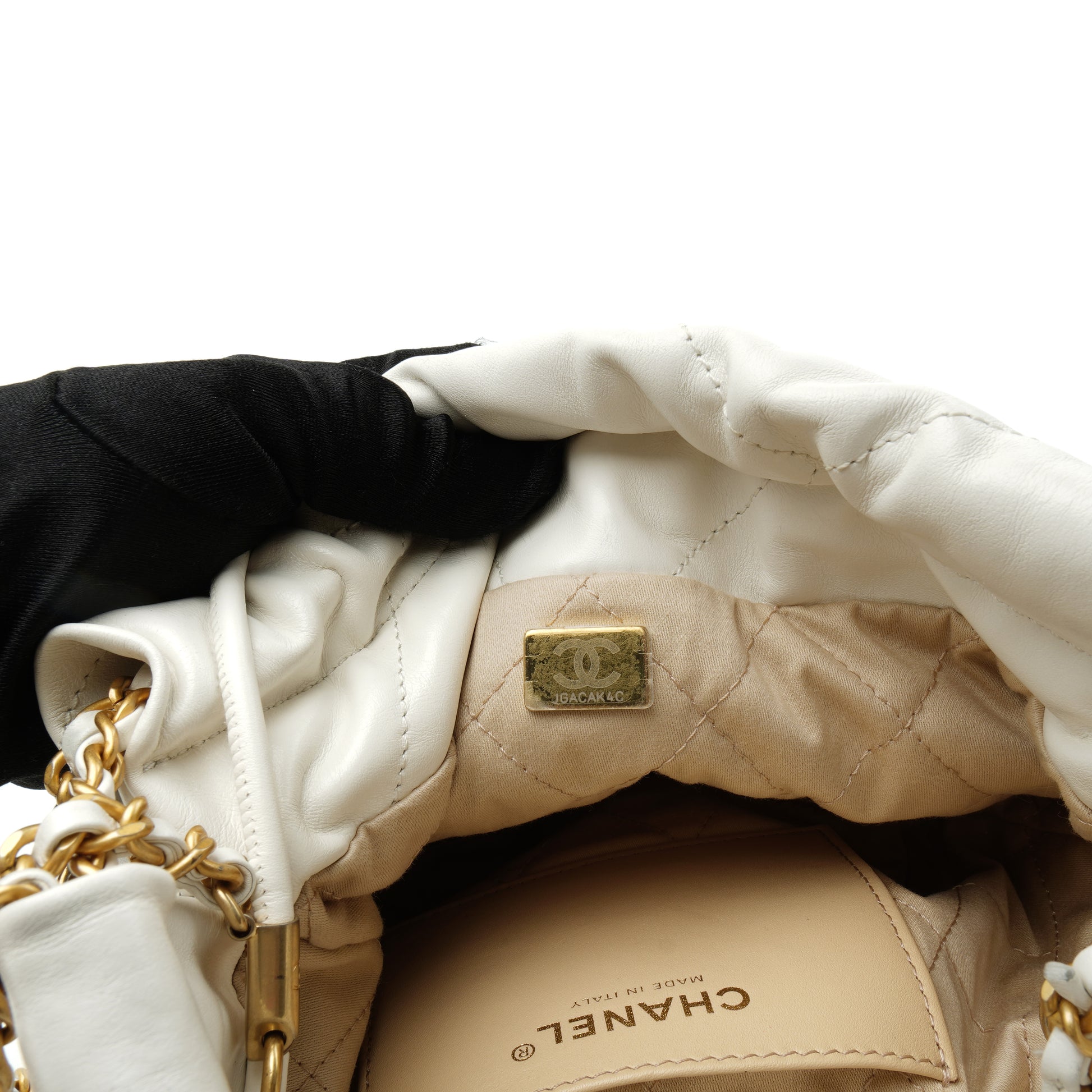 Chanel 22 Mini White