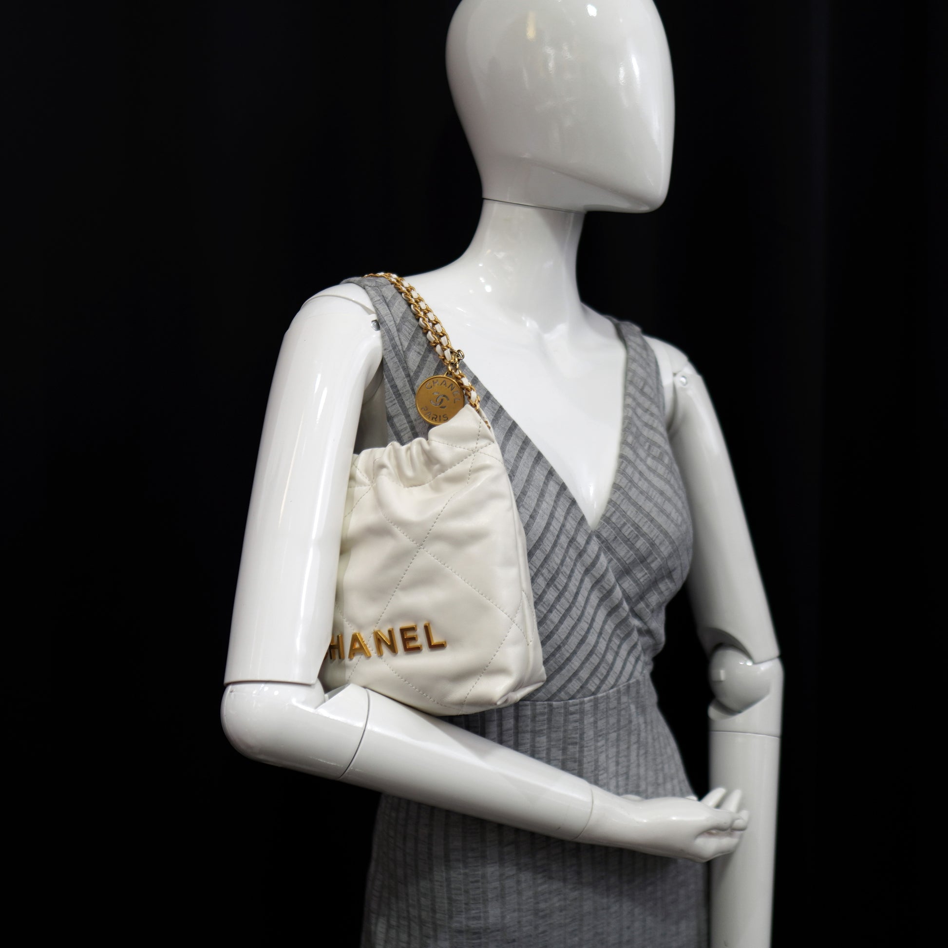 Chanel 22 Mini White