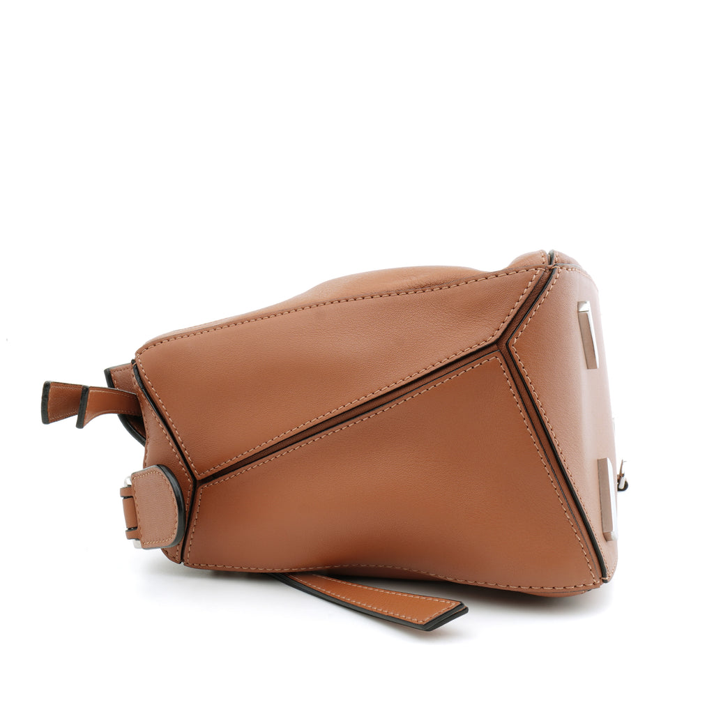 Loewe Puzzle Medium Tan Classic Calfskin