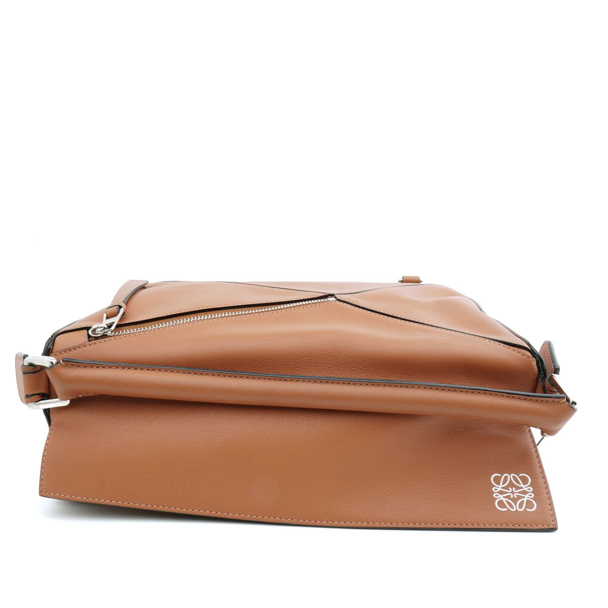 Loewe Puzzle Medium Tan Classic Calfskin