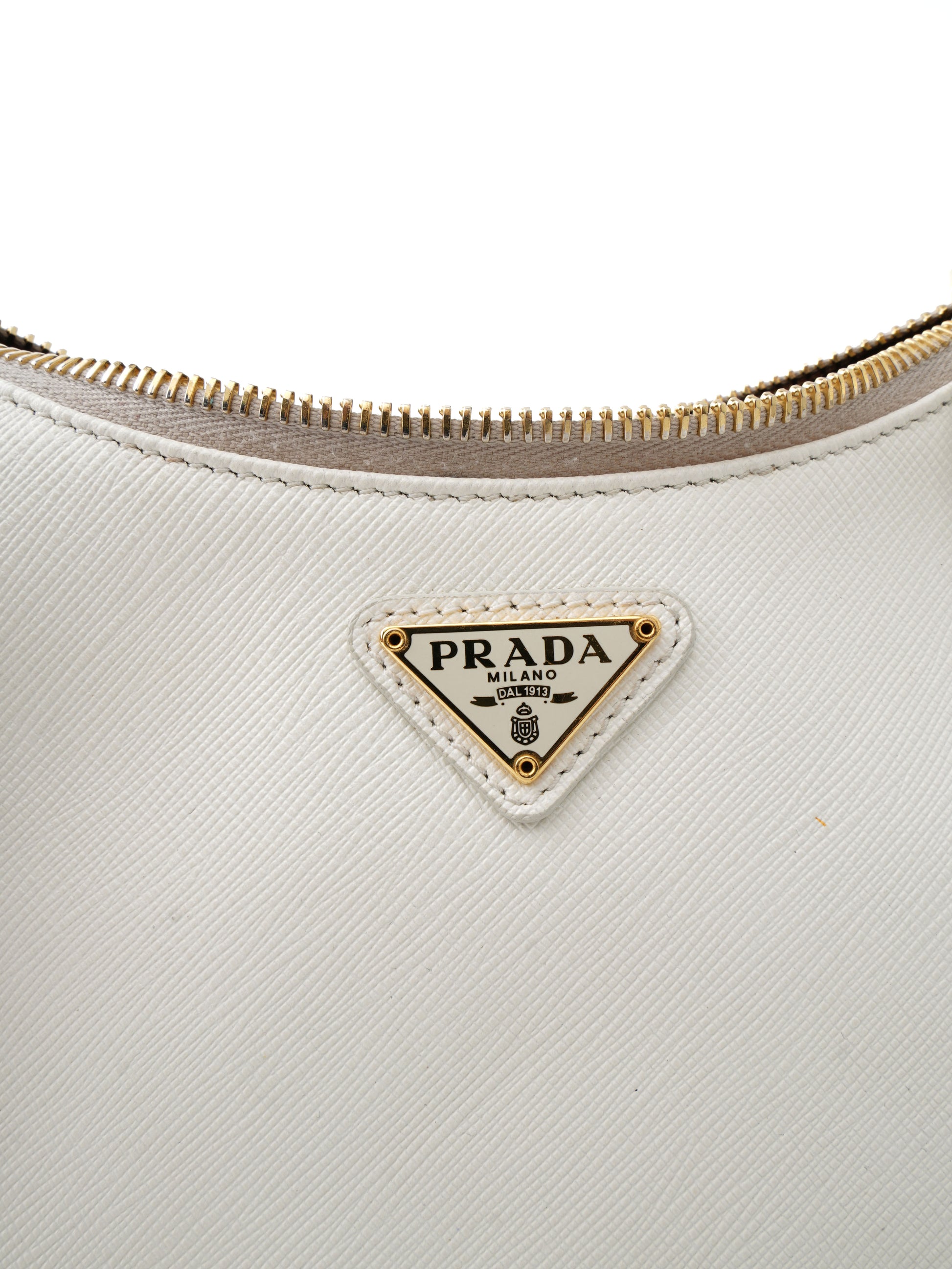 Prada Re-edition 2005 Saffiano Leather