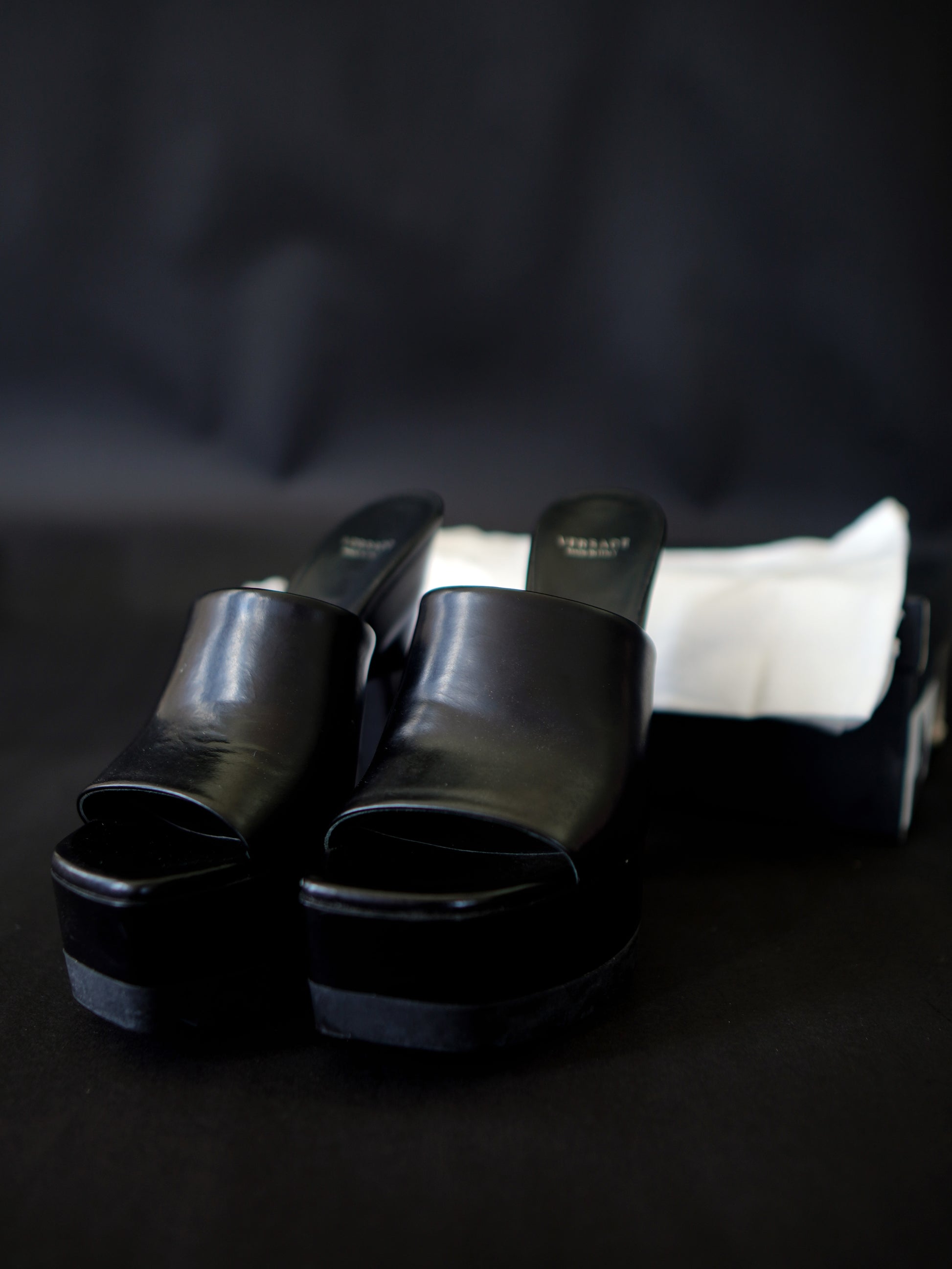 Versace Donna Mules 37