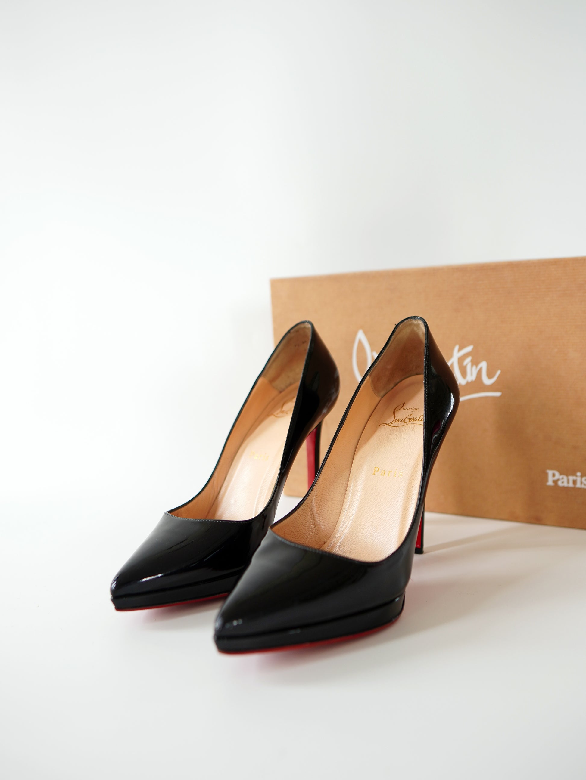 Christian Louboutin Pigalle Plato Pumps Patent 38