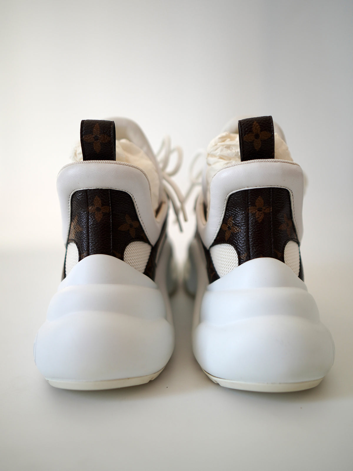 Louis Vuitton Archlight Sneakers 37.5