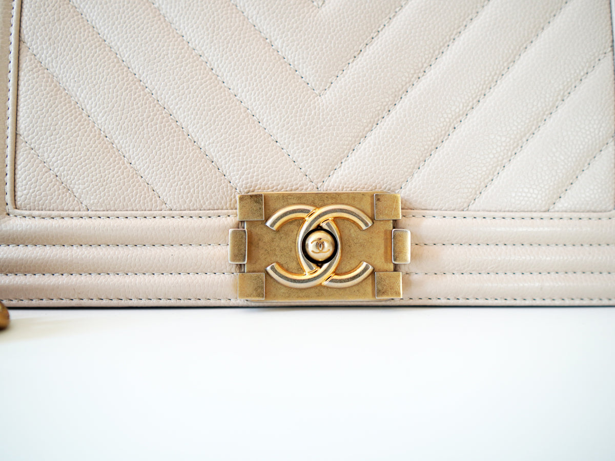 Chanel Boy Chevron Caviar Old Medium