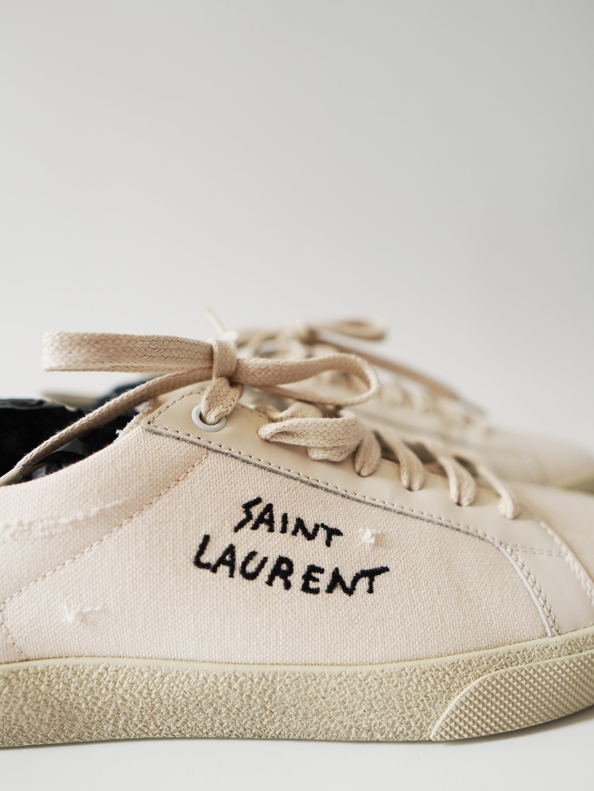Saint Laurent Court Canvas Sneakers 39