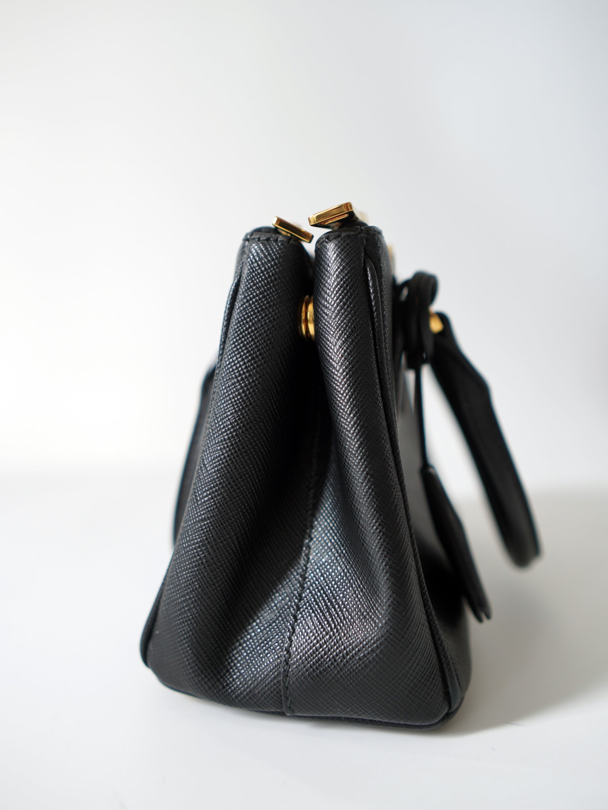 Prada Saffiano Lux Galleria Micro