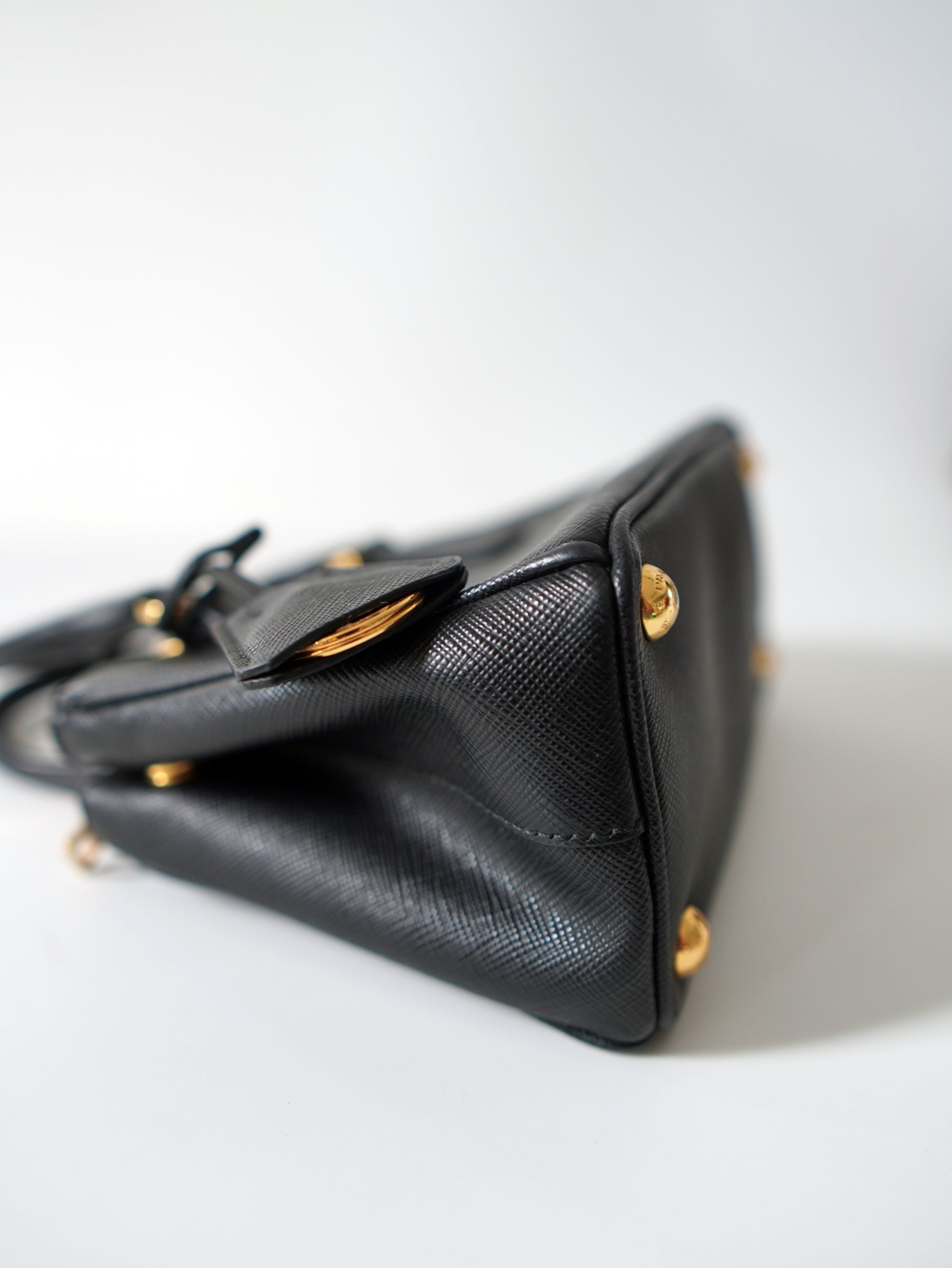 Prada Saffiano Lux Galleria Micro