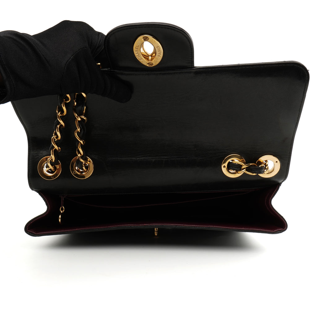 Chanel Single Flap Jumbo Lambskin