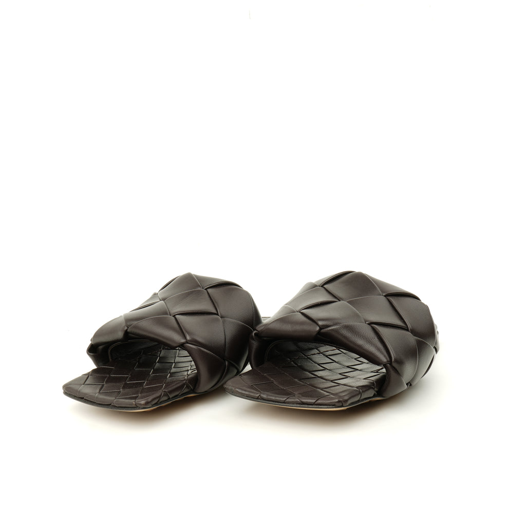 Bottega Veneta Lido Flats 37