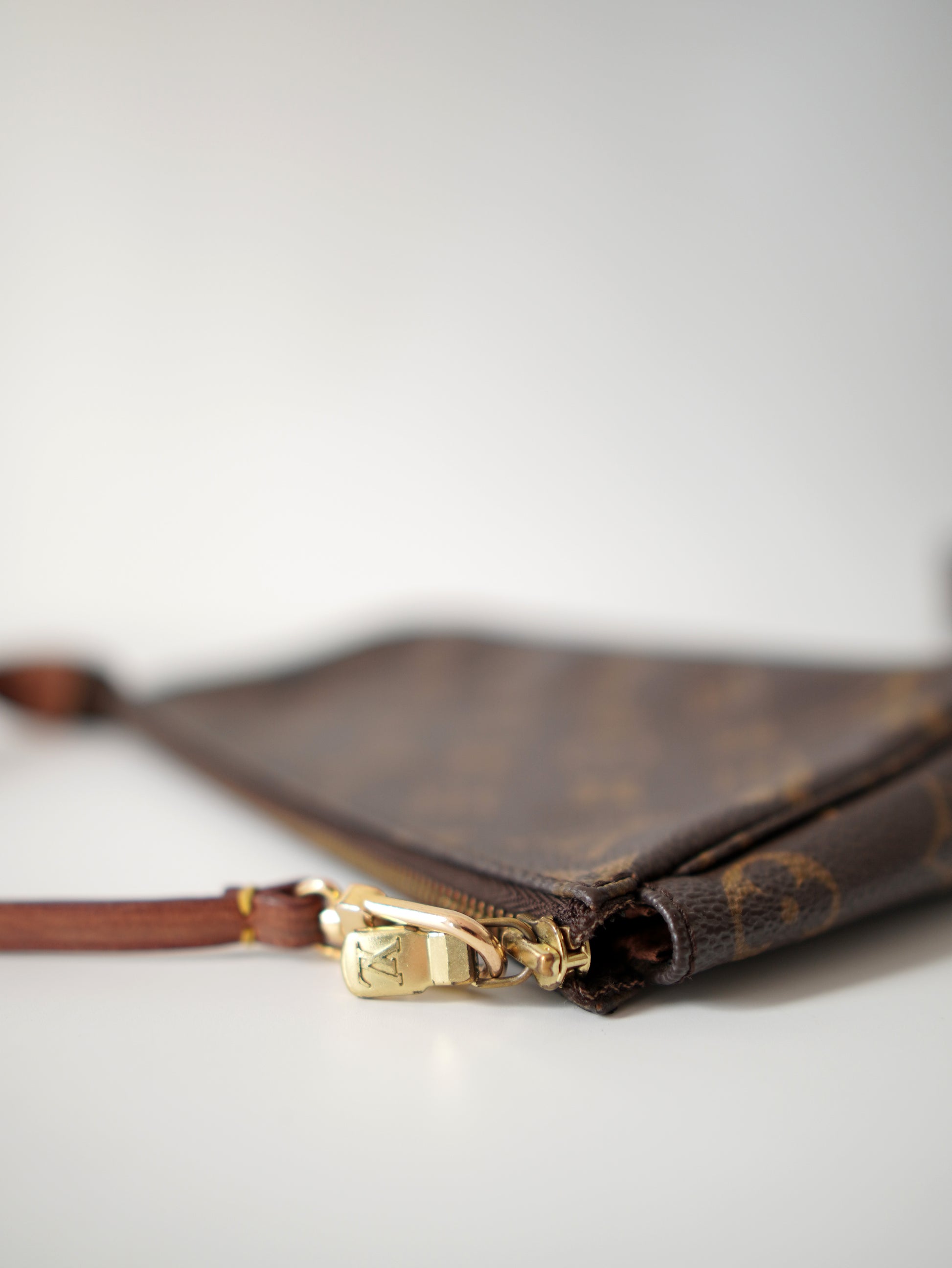 Louis Vuitton Pochette Monogram