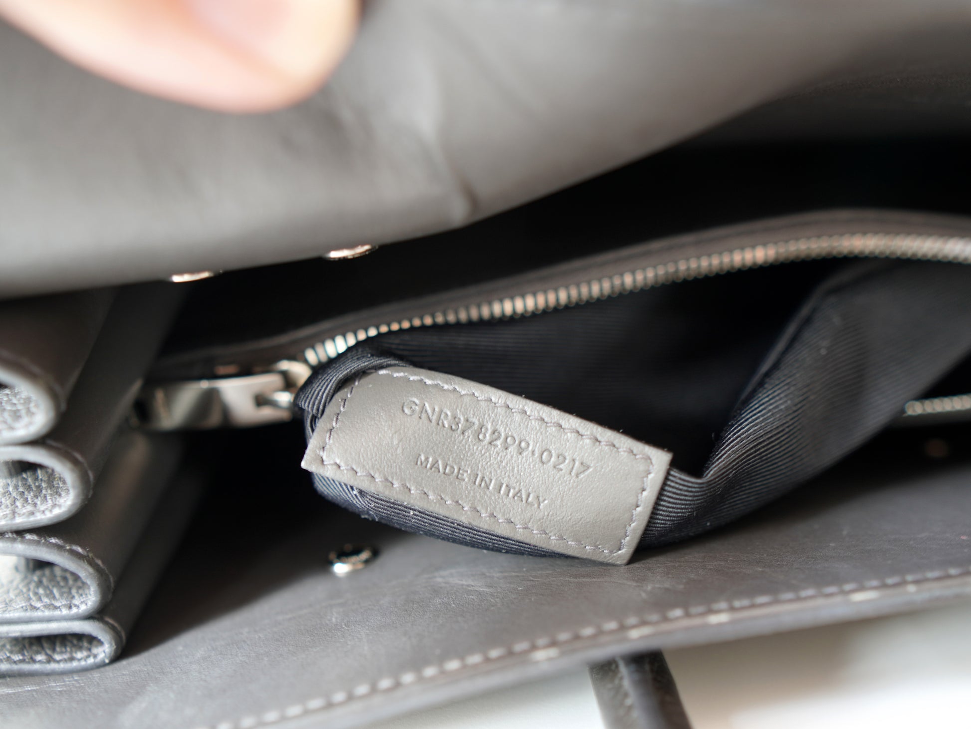 Saint Laurent Sac de Jour Small