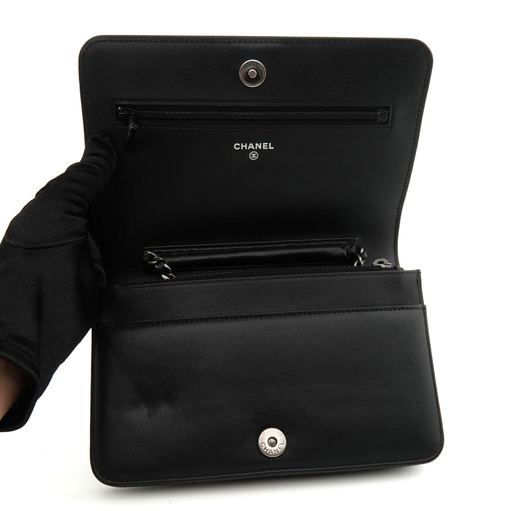 Chanel Boy Wallet On Chain