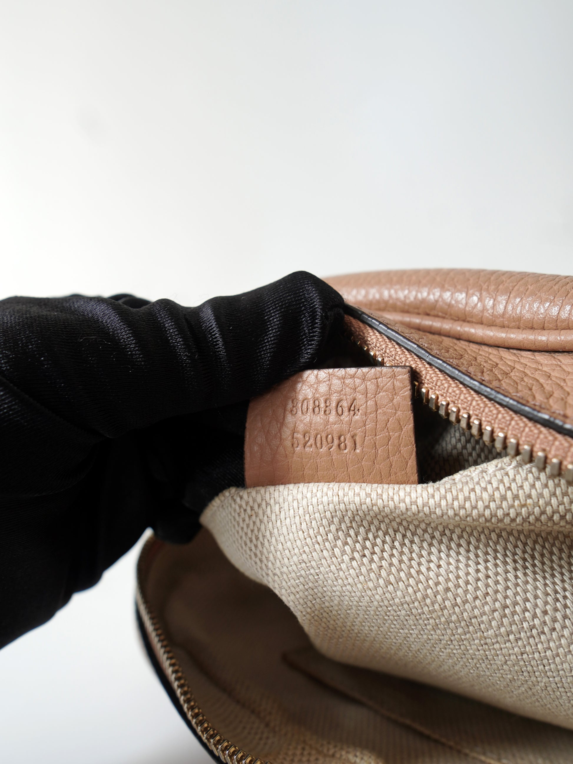 Gucci Soho Disco Camera Bag