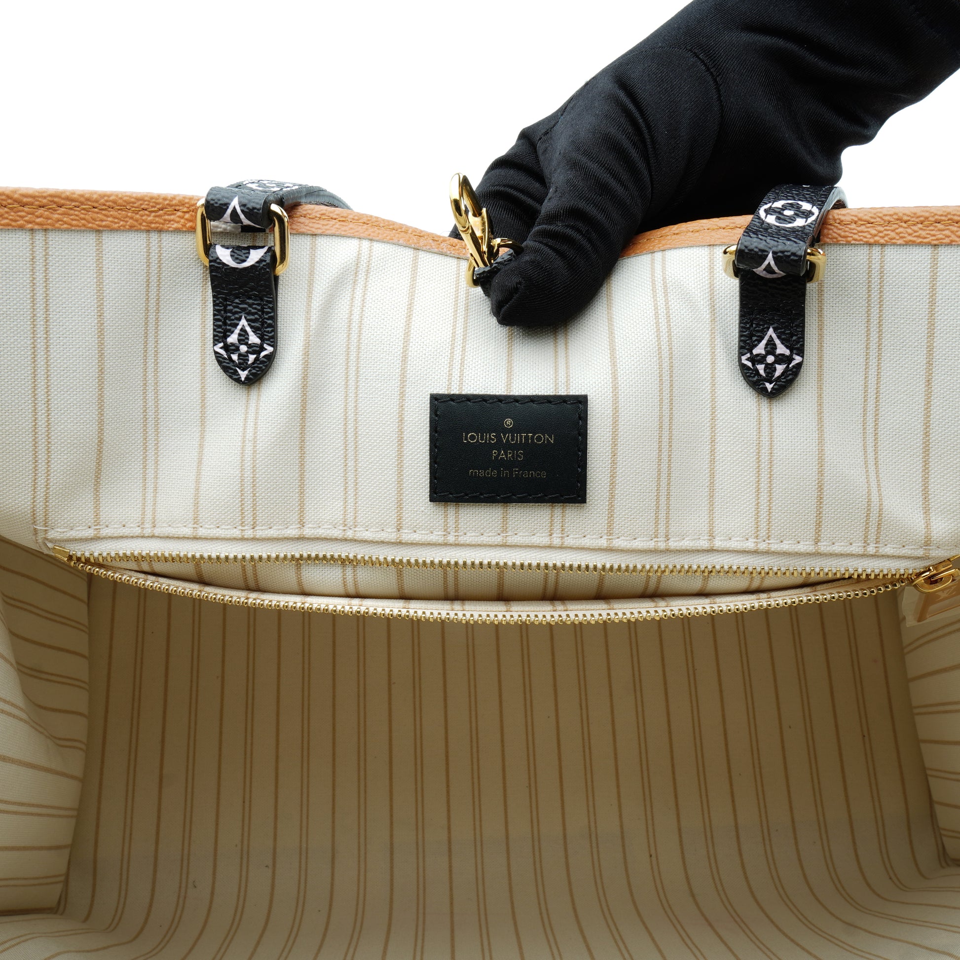 Louis Vuitton On The Go GM Monogram Giant Jungle