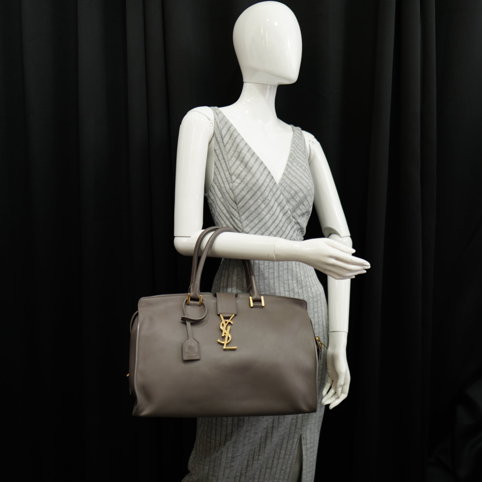 Saint Laurent Saint Laurent Monogram Cabas Gray