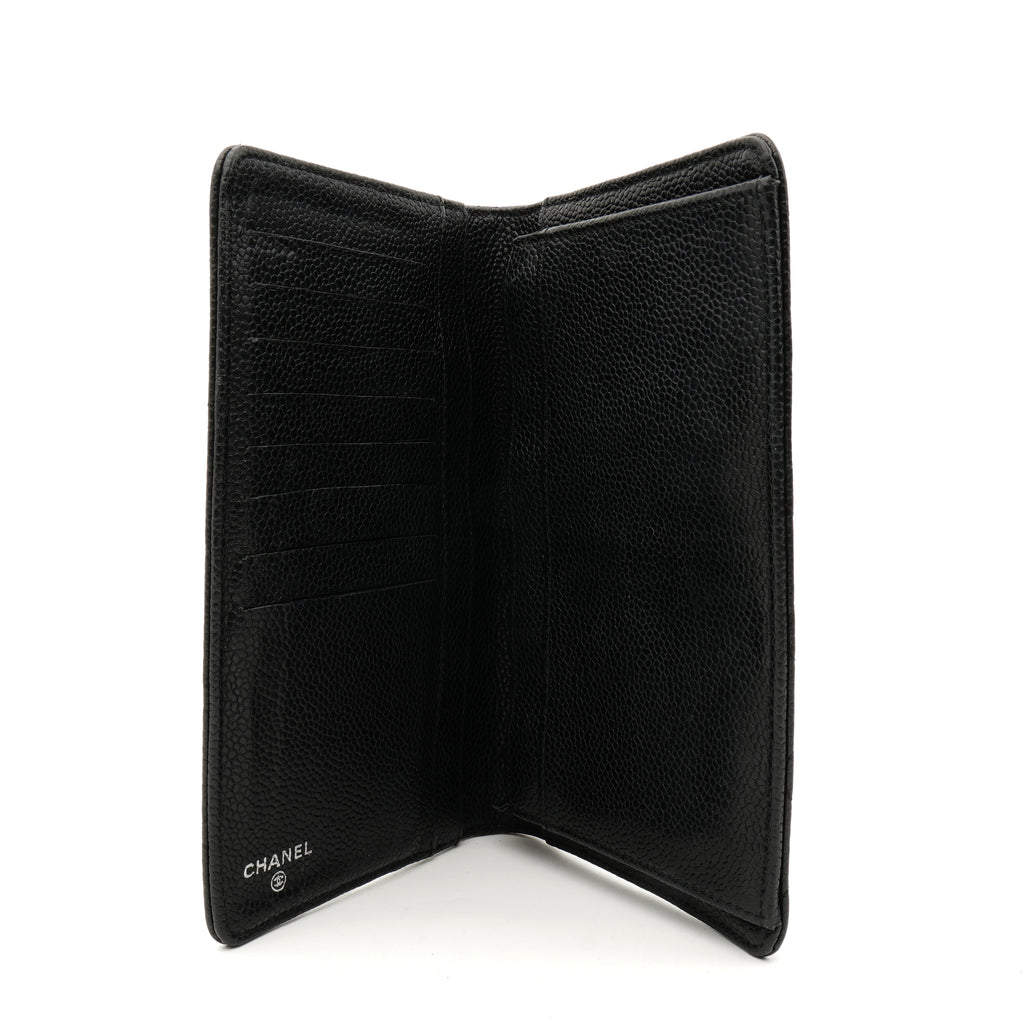 Chanel Yen Wallet Caviar