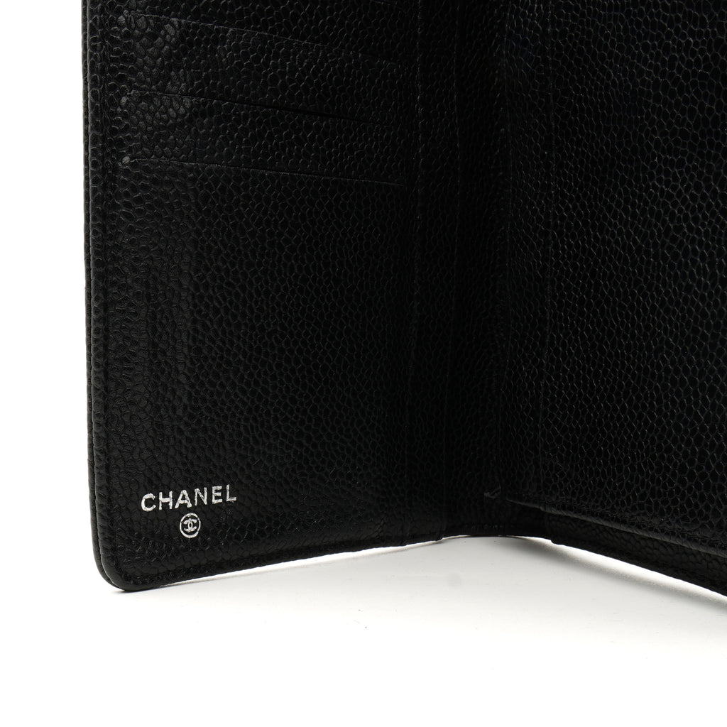 Chanel Yen Wallet Caviar