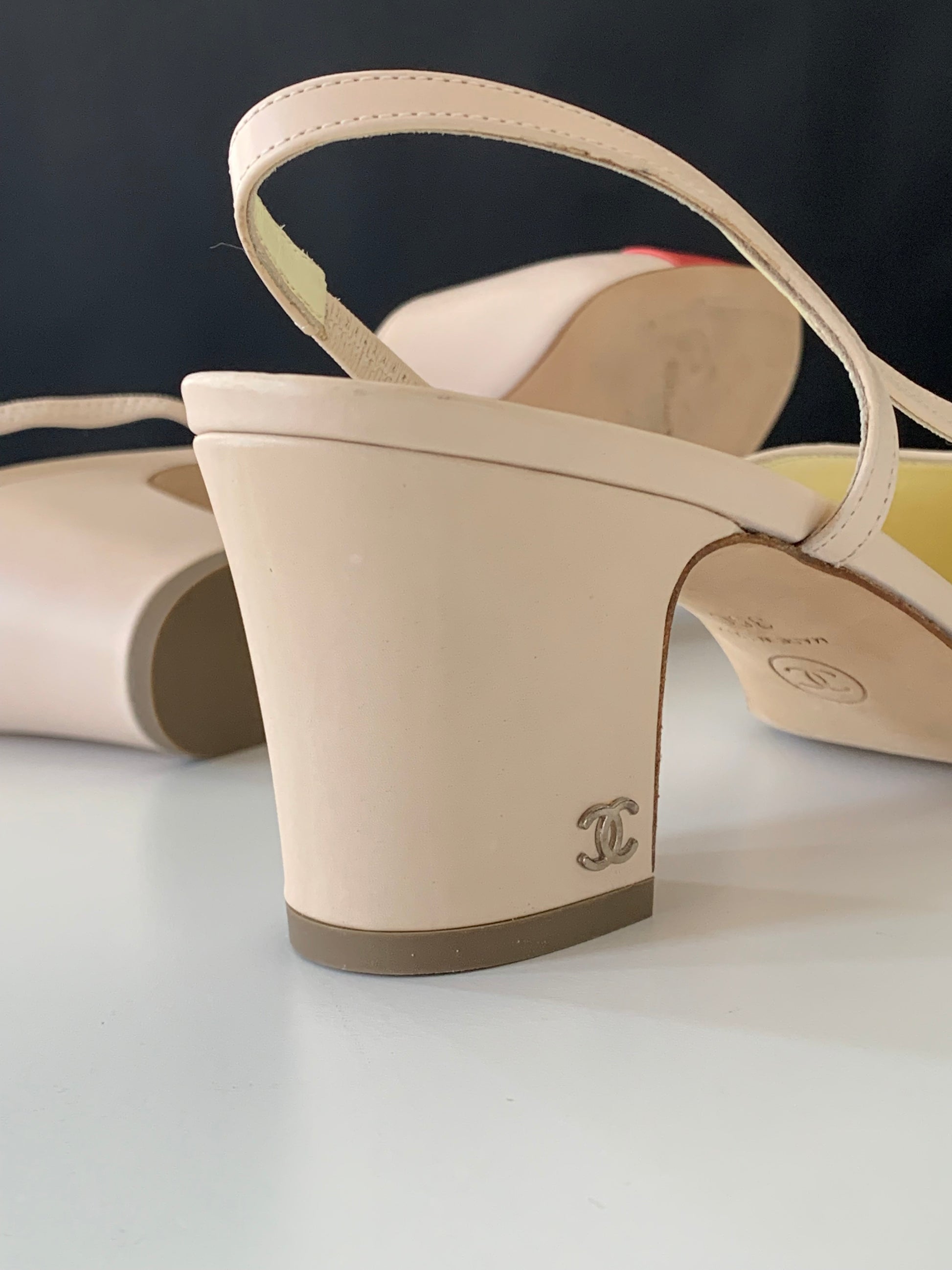 Chanel Cap Toe Slingback Pumps 38