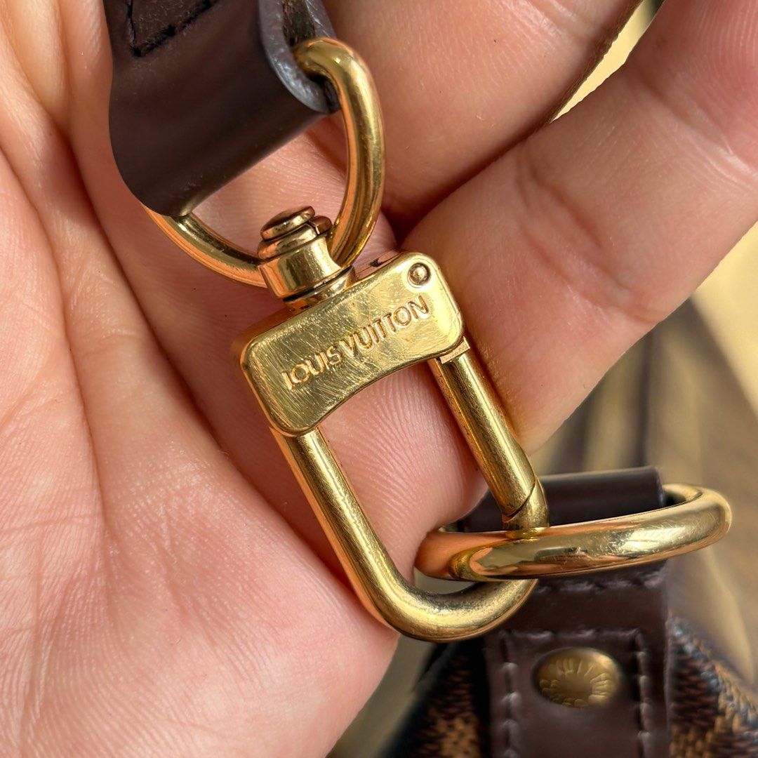 Louis Vuitton	Illovo Damier Ebene