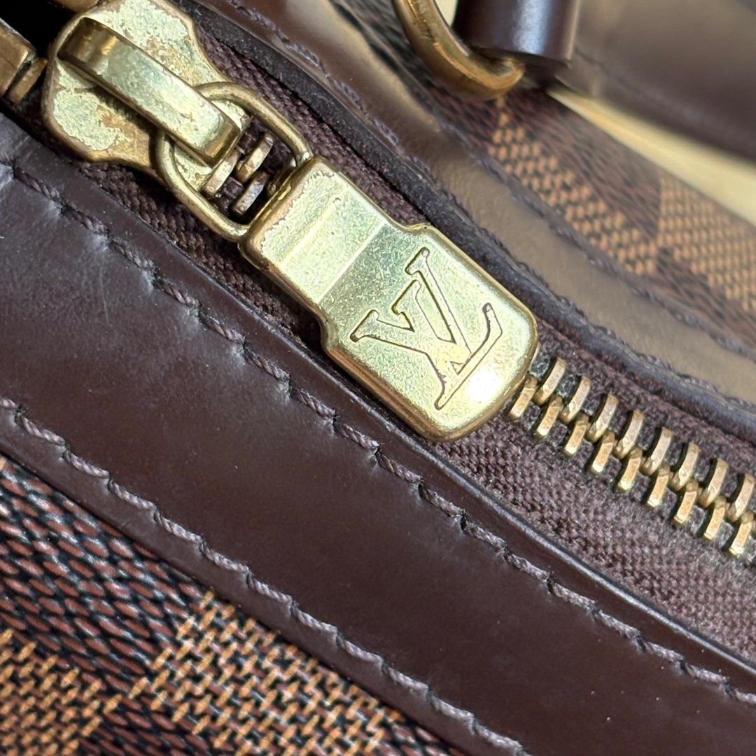 Louis Vuitton	Illovo Damier Ebene