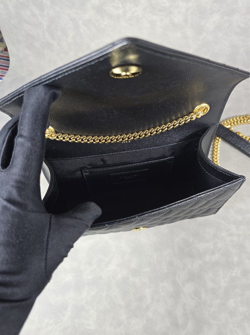 Saint Laurent	Triquilt Envelope Crossbody