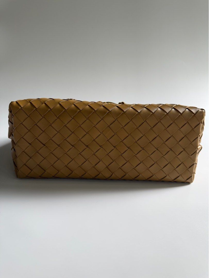 Bottega Veneta Andiamo Medium