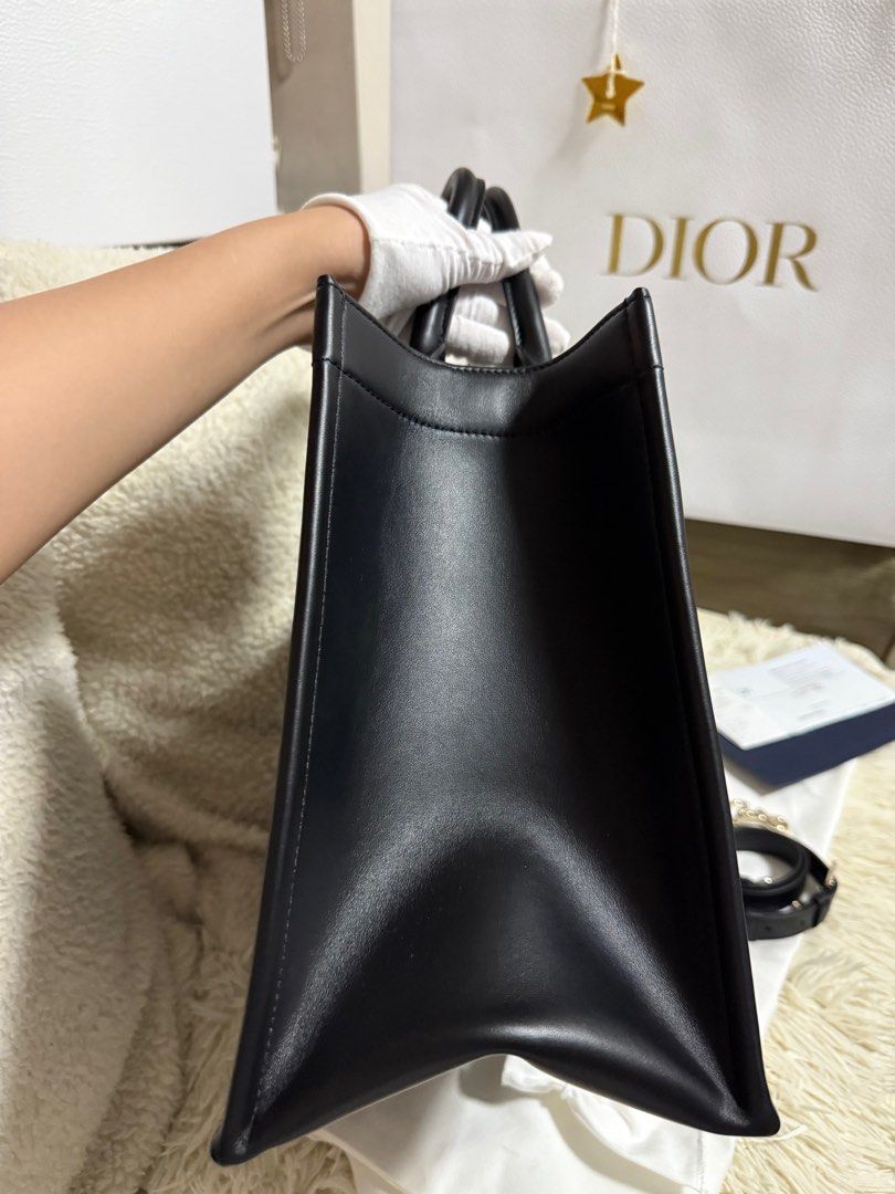 Dior Book Tote Medium Macrocannage