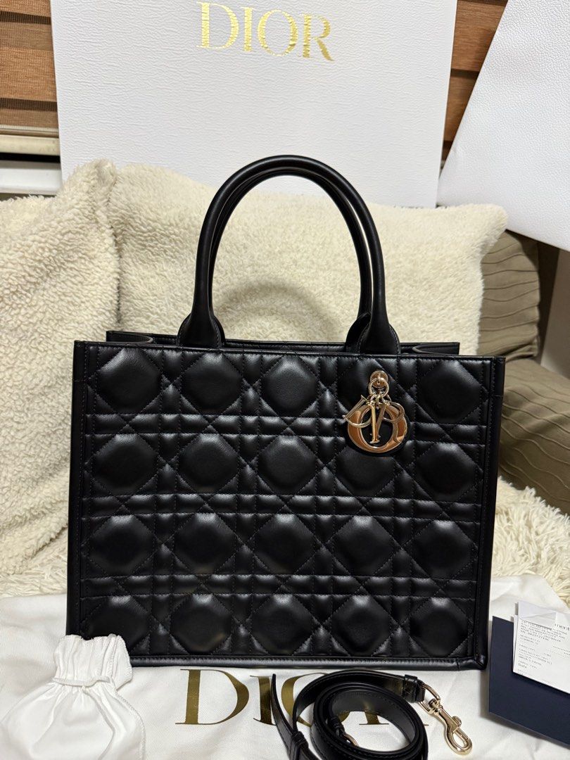 Dior Book Tote Medium Macrocannage