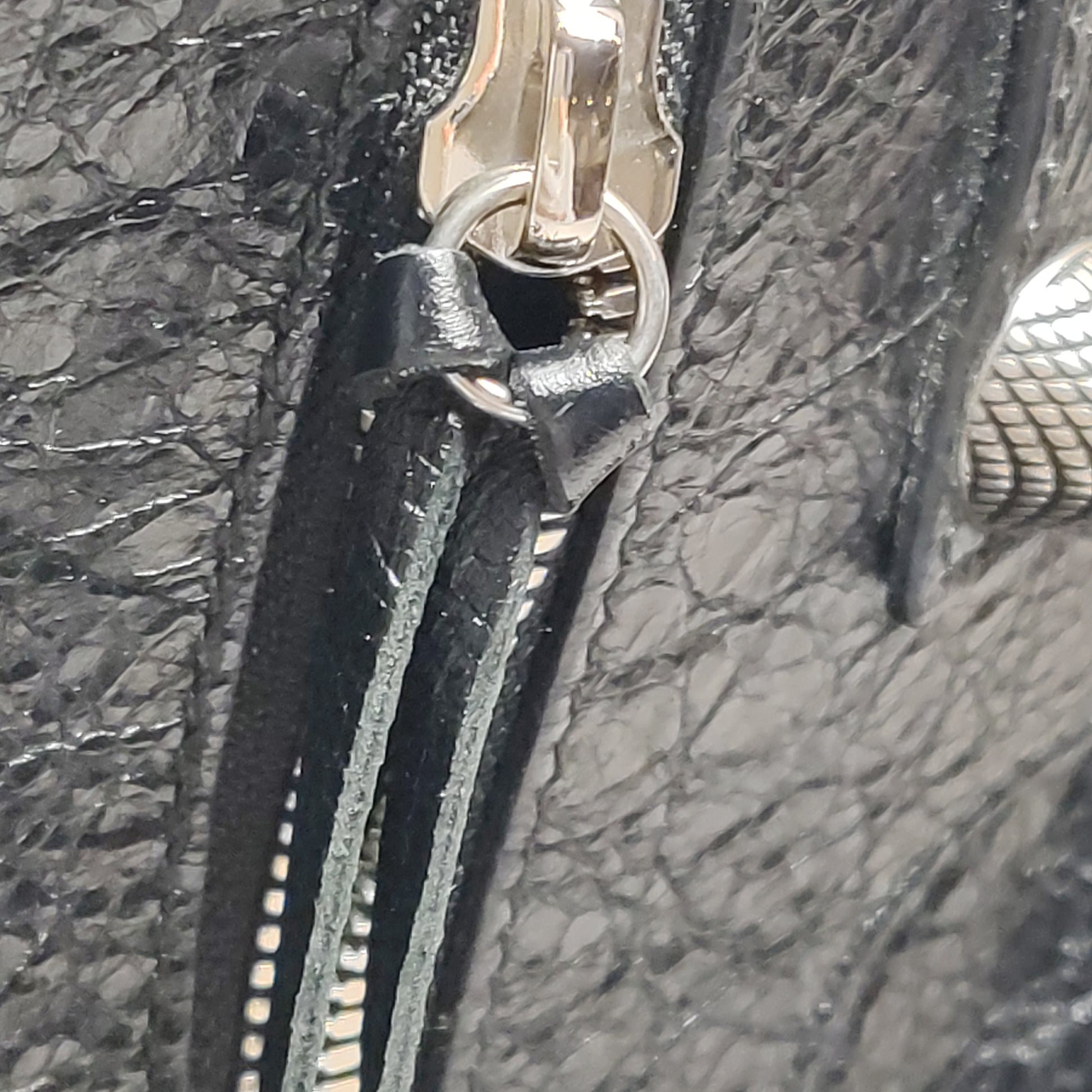 Balenciaga Neo Cagole City Black