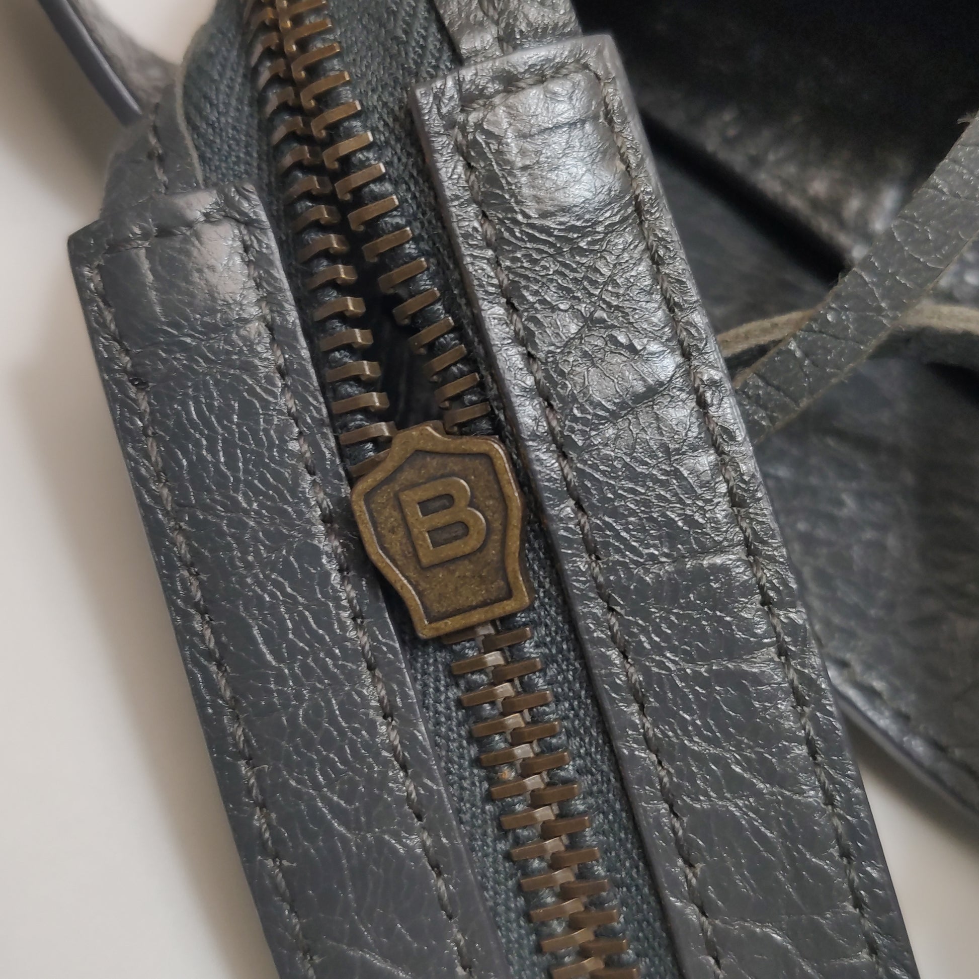 Balenciaga Classic City Anthracite Medium
