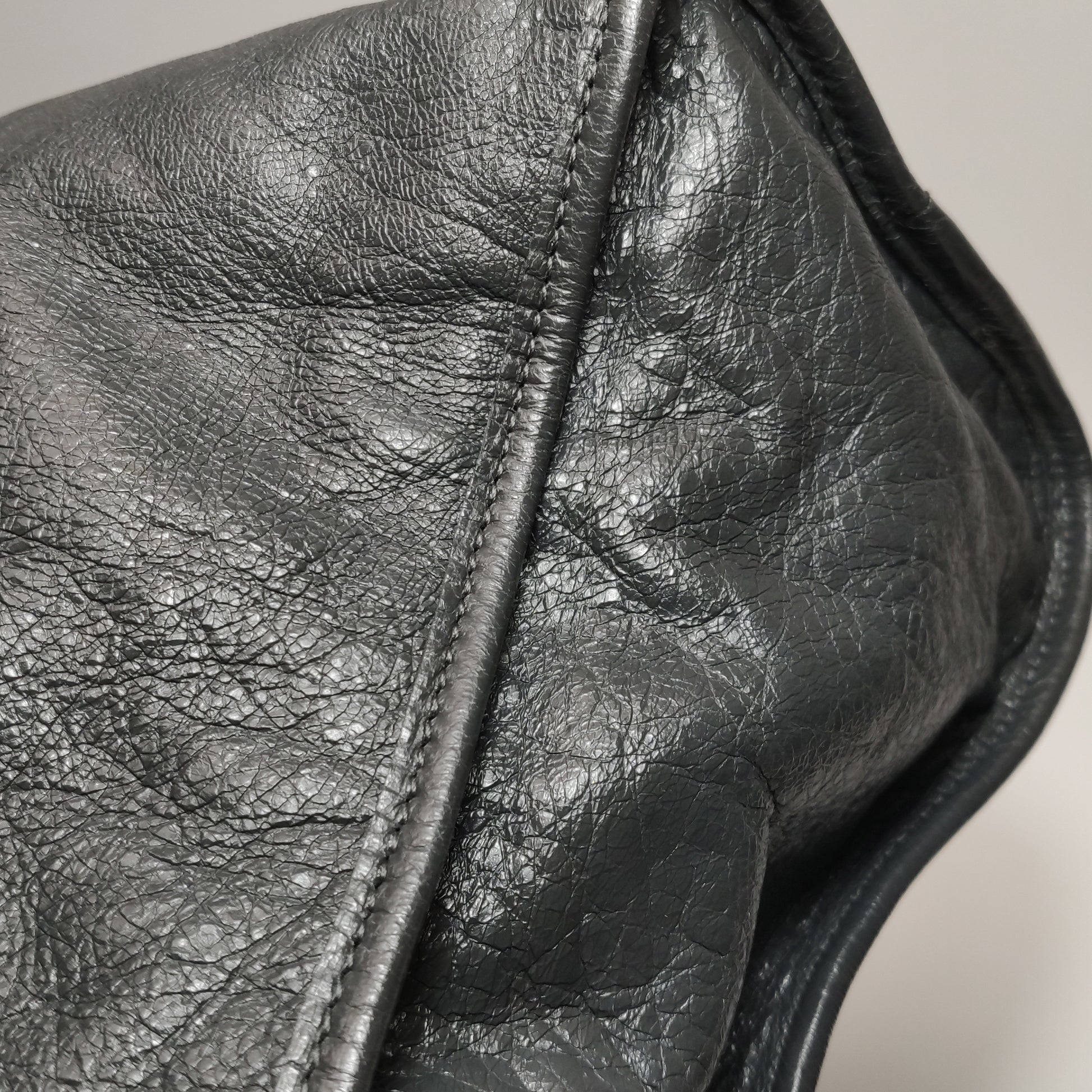 Balenciaga Classic City Medium