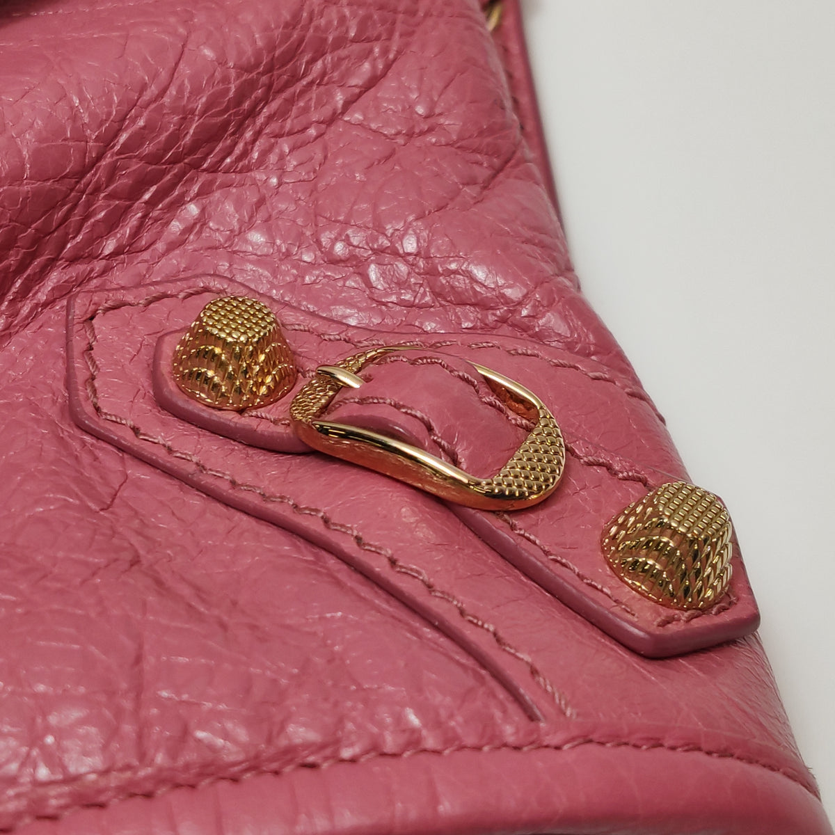 Balenciaga Classic Giant City Medium Rose Bruyere