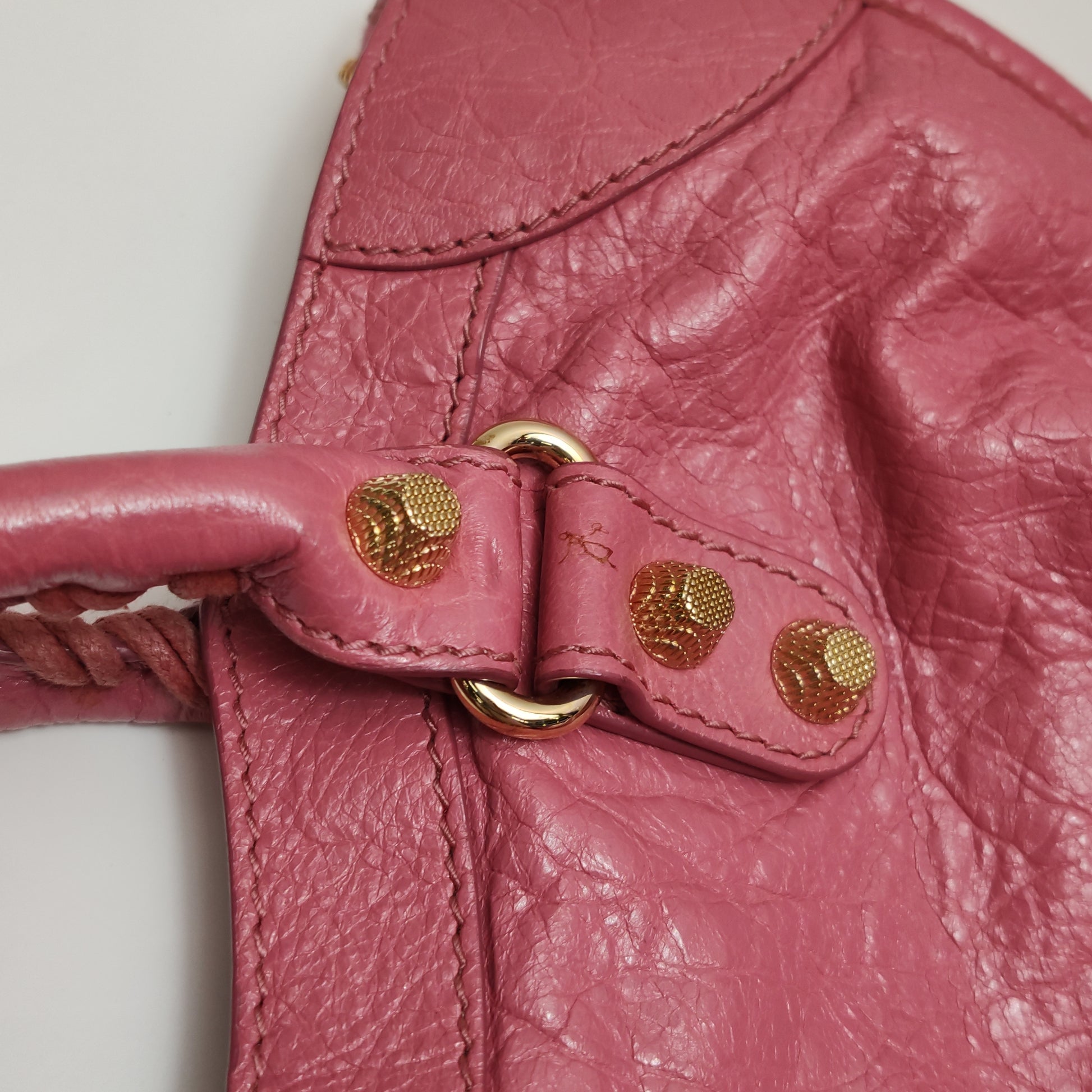 Balenciaga Classic Giant City Medium Rose Bruyere